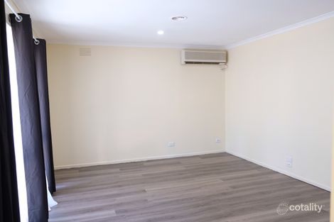 Property photo of 148 Duncan Drive Pakenham VIC 3810
