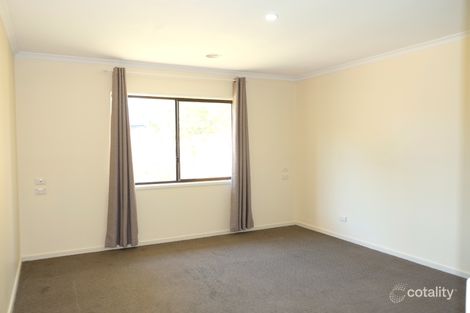 Property photo of 148 Duncan Drive Pakenham VIC 3810