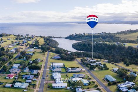 Property photo of 18 Magpie Avenue Metung VIC 3904
