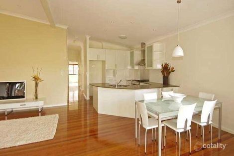Property photo of 28 Fuljames Lane New Farm QLD 4005