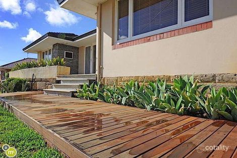 Property photo of 28 Oceanic Drive Floreat WA 6014