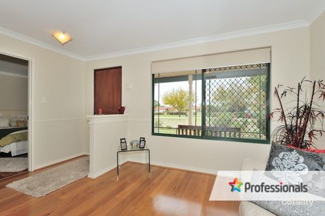 Property photo of 33 Midsummer Circle Ellenbrook WA 6069