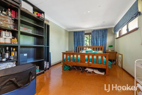 Property photo of 10 Abrolhos Close Shelley WA 6148