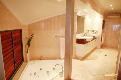 Property photo of 7 Cottesmore Crescent Castle Hill QLD 4810