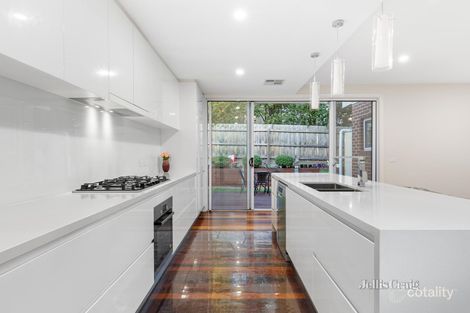 Property photo of 31 Boronia Grove Doncaster East VIC 3109