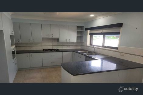 Property photo of 2 Paringa Court Hillcrest QLD 4118