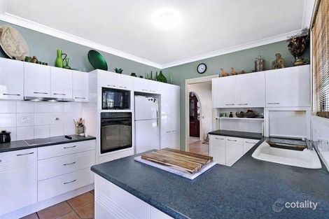 Property photo of 170 Cams Boulevard Summerland Point NSW 2259