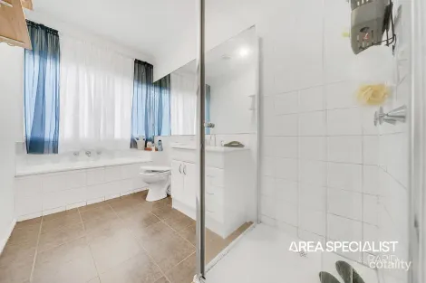 Property photo of 41 Central Road Hampton Park VIC 3976