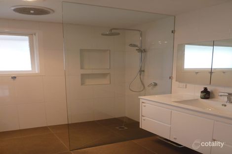 Property photo of 227 Greenwood Drive Bundoora VIC 3083