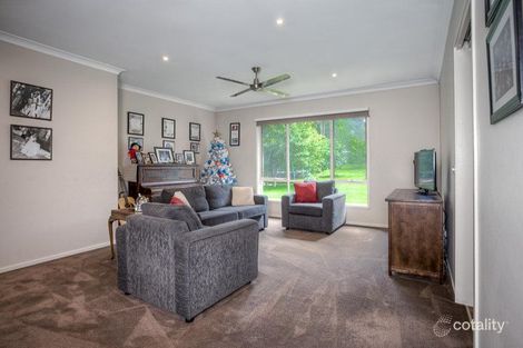 Property photo of 8 Douglas Road Mount Macedon VIC 3441