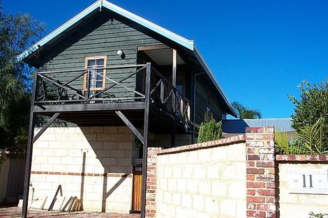 11 Wharfing Lane, Beaconsfield, WA 6162