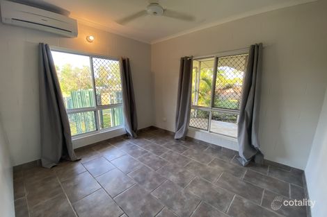 Property photo of 2/4 Shearwater Drive Bakewell NT 0832