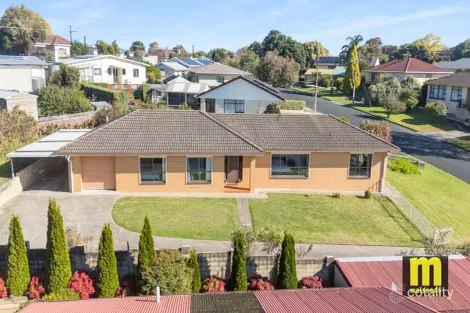 Property photo of 6 Mayfair Crescent Mount Gambier SA 5290
