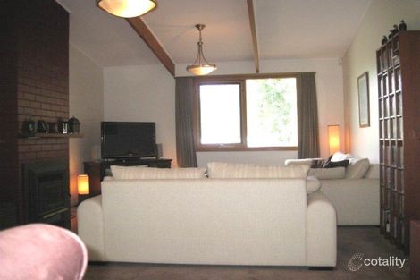 Property photo of 71 Caley Crescent Narrabundah ACT 2604