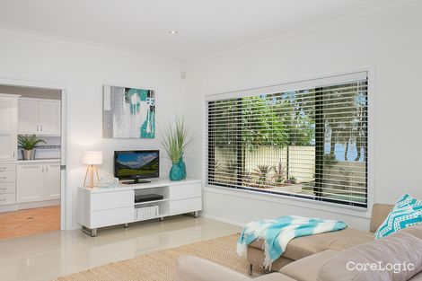 Property photo of 105 The Esplanade Oak Flats NSW 2529