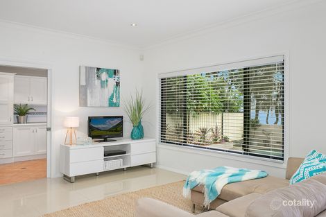 Property photo of 105 The Esplanade Oak Flats NSW 2529