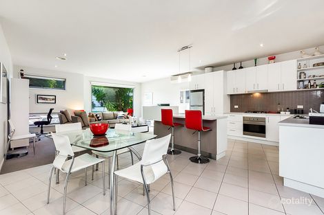 Property photo of 80 Fogarty Avenue Highton VIC 3216
