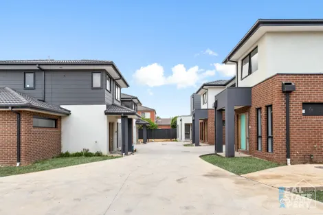 Property photo of 19 Bawar Place Hallam VIC 3803