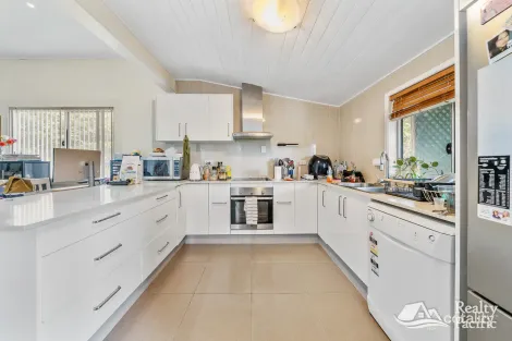 Property photo of 15 Violet Street Yeronga QLD 4104