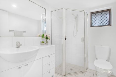 Property photo of 19/7 Landsborough Terrace Toowong QLD 4066