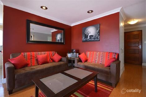 Property photo of 128 Caridean Street Heathridge WA 6027