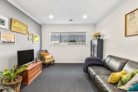 Property photo of 5 Even Way Armstrong Creek VIC 3217