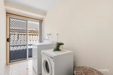 Property photo of 6 Dolphin Avenue Encounter Bay SA 5211