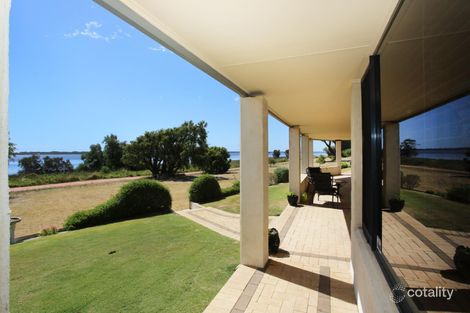 Property photo of 2 Doherty Place Australind WA 6233