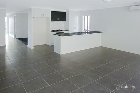 Property photo of 26 Leabrook Place Pimpama QLD 4209