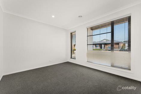 Property photo of 7 Falkor Road Officer VIC 3809