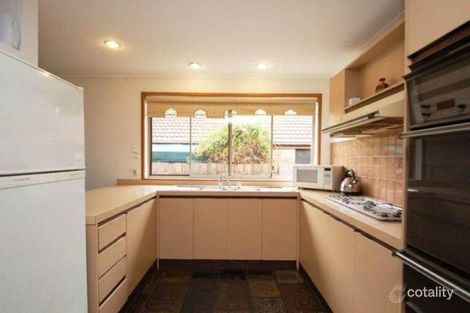 Property photo of 5 Webb Close Meadow Heights VIC 3048