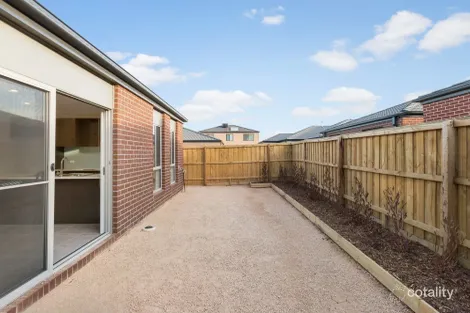 Property photo of 9 Magellan Crescent Werribee VIC 3030