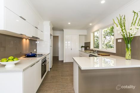 Property photo of 32 Rocklea Drive Torquay VIC 3228