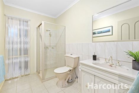 Property photo of 24 Watersedge Close Knoxfield VIC 3180