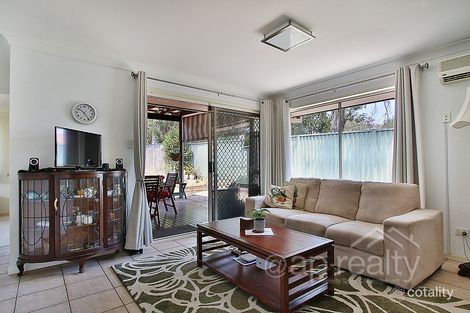 Property photo of 71 Mulgrave Crescent Forest Lake QLD 4078