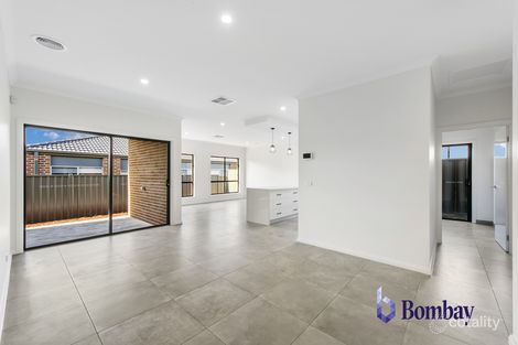 Property photo of 37 Woodcrest Way Wollert VIC 3750