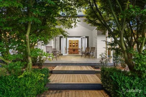 755 Mcdonalds Drain Rd, Pakenham South, VIC 3810