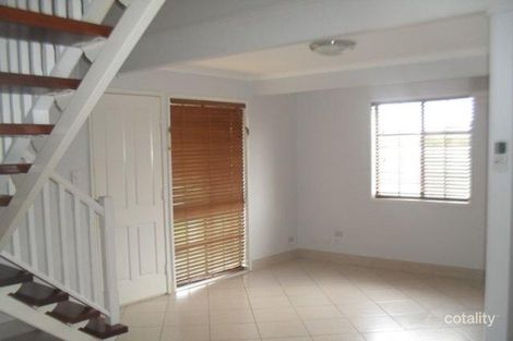 Property photo of 2 Eastwell Court Mount Warren Park QLD 4207
