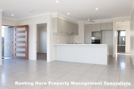 Property photo of 2 Warrill Place Kelso QLD 4815
