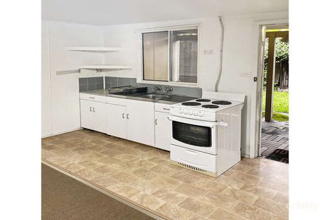 Property photo of 36 Noorong Avenue Forresters Beach NSW 2260
