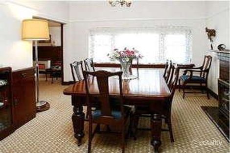 Property photo of 10 Melcombe Road Ivanhoe VIC 3079