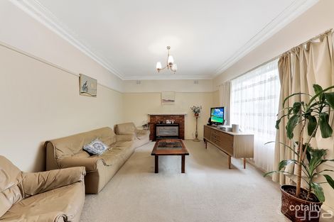 Property photo of 21 Wheatsheaf Road Glenroy VIC 3046