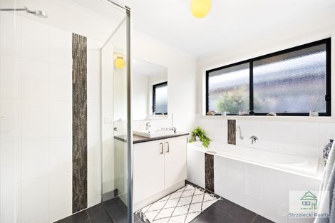 Property photo of 12 Poplar Close Trafalgar VIC 3824