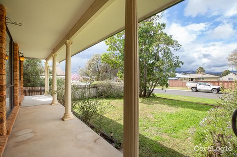 Property photo of 3 Mullumbimby Close Hillvue NSW 2340