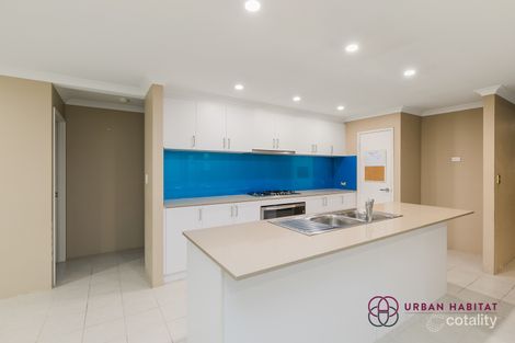 Property photo of 6 Tetbury Way Wellard WA 6170
