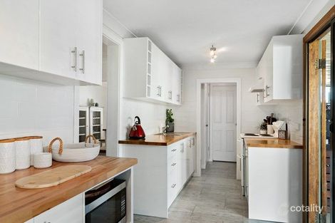 Property photo of 16 Waratah Street Kurri Kurri NSW 2327
