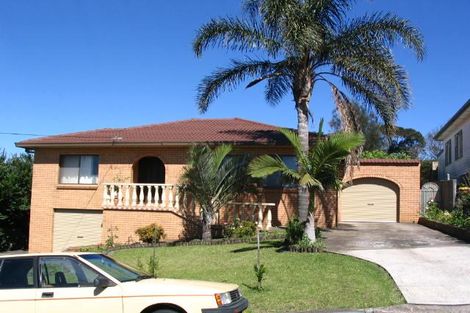 18 Hill St, Mount Saint Thomas, NSW 2500