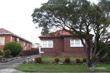 70 Cooloongatta Rd, Beverly Hills, NSW 2209