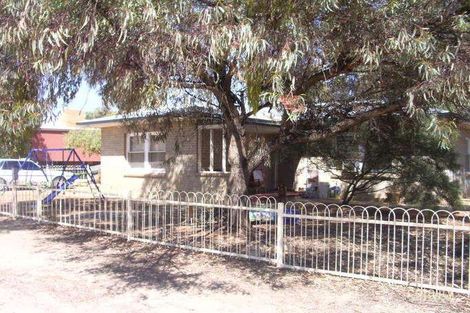 Property photo of 20 Geraldton Street Loxton SA 5333