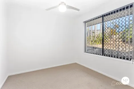 Property photo of 6 Connemara Drive Kawana QLD 4701